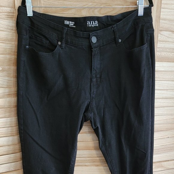 a.n.a Pants - a.n.a Womans Mid Rise Skinny Jean